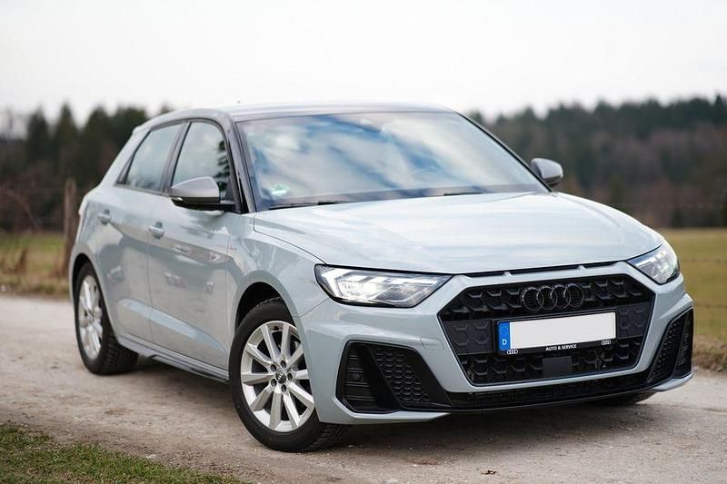 Gebraucht Audi A1 Sportback Competition 150 PS (110 kW) 2022 Grau Kleinwagen