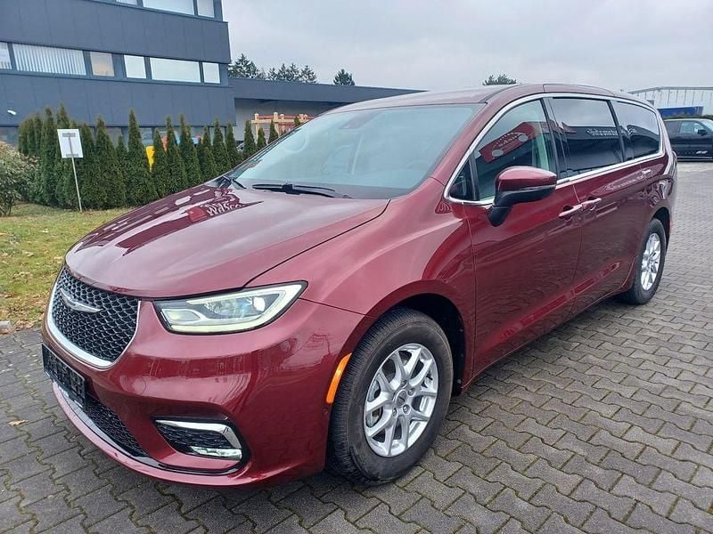 Gebraucht Chrysler Pacifica 291 PS (214 kW) 2024 Rot Van / Kleinbus