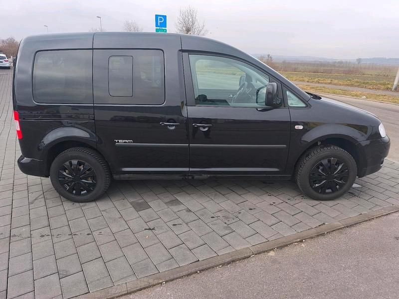 Gebraucht VW Caddy 105 PS (77 kW) 2010 Schwarz Van / Kleinbus