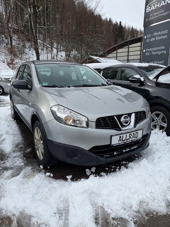 Gebraucht Nissan Qashqai +2 Visia 141 PS (103 kW) 2011 Silber SUV