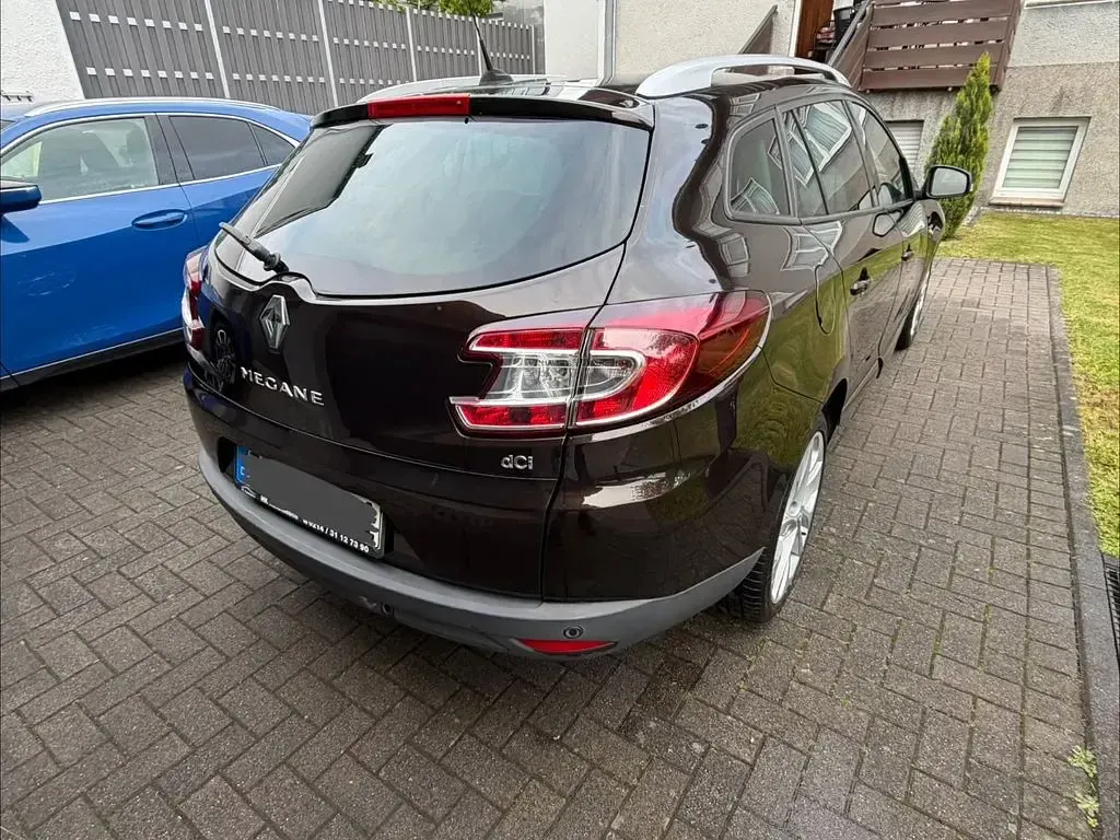 Gebraucht Renault Mégane Bose Edition 131 PS (96 kW) 2013 Braun Limousine