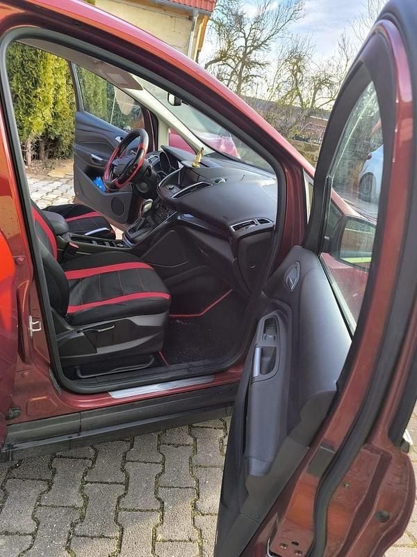 Gebraucht Ford C-MAX Titanium 150 PS (110 kW) 2015 Rot Van / Kleinbus