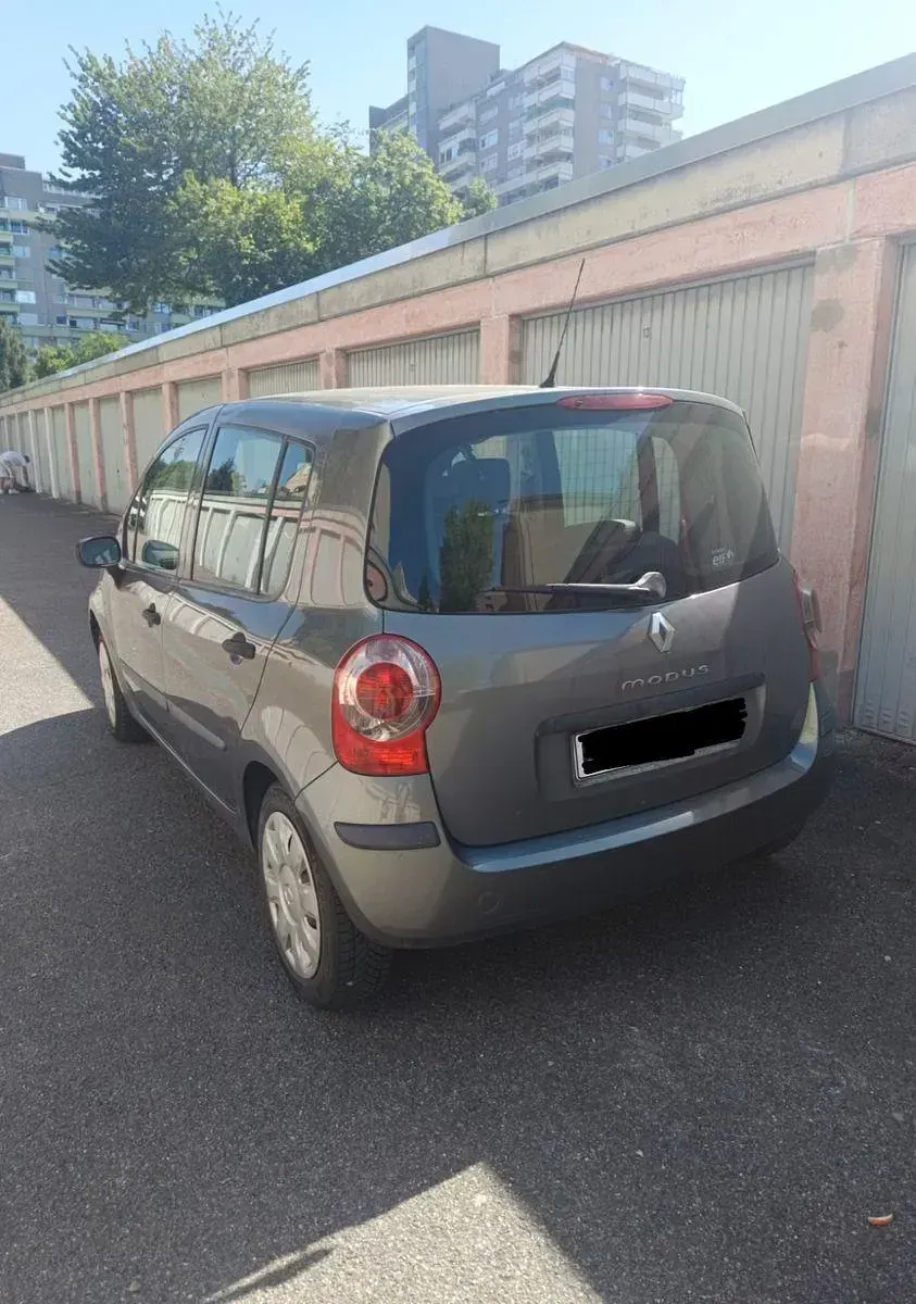 Occasion Renault Modus Dynamique 75 ch (55 kW) 2007 Gris Monospace