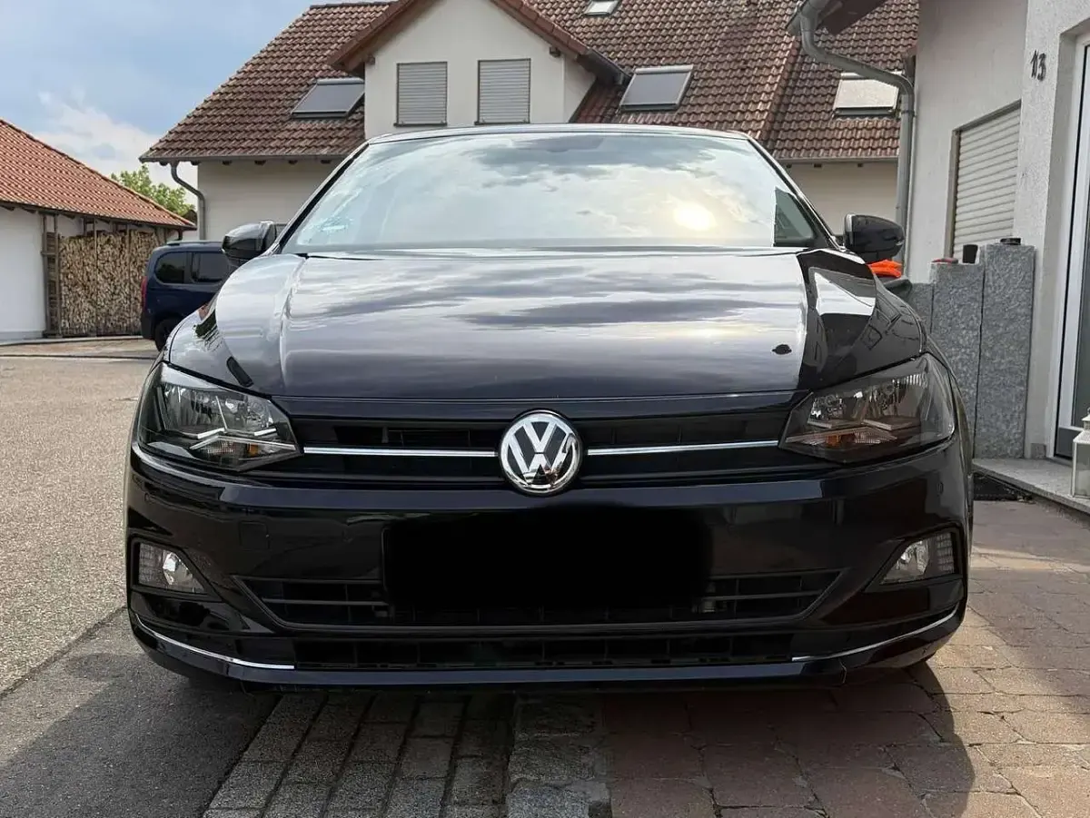 Gebraucht VW Polo Highline 95 PS (69 kW) 2019 Schwarz Kleinwagen