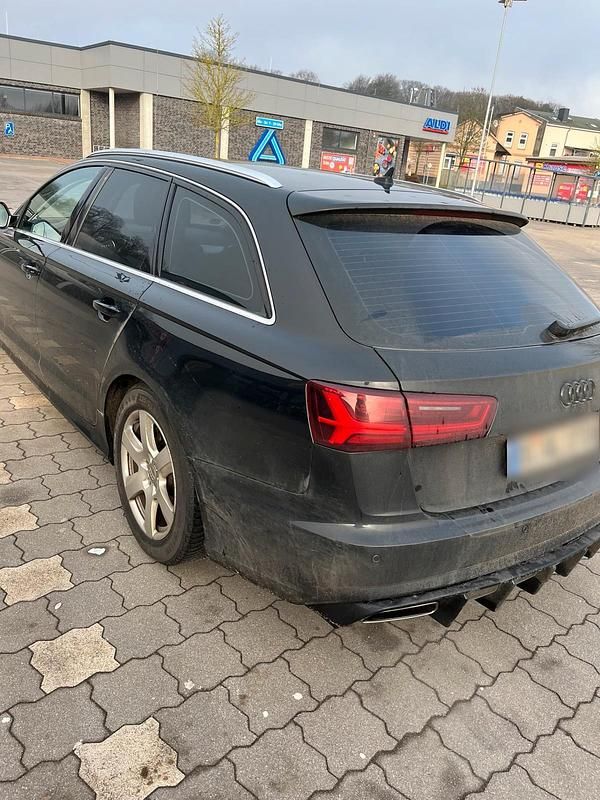 Gebraucht Audi A6 190 PS (139 kW) 2015 Schwarz Kombi