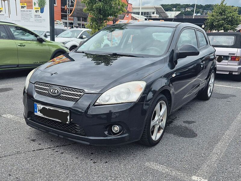 Schwarz Gebraucht 2008 Kia Ceed Sportswagon Kombi | 2.099 € - Bild 1/4