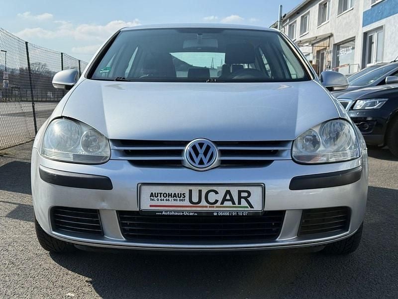 Gebraucht VW Golf IV Trendline 105 PS (77 kW) 2004 Silber Limousine