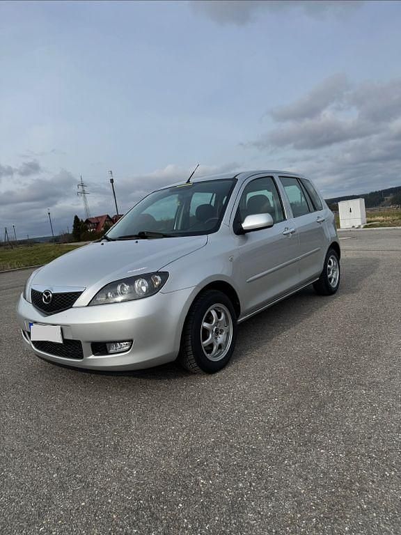 Gebraucht Mazda 2 Exclusive 80 PS (58 kW) 2006 Silber Kleinwagen