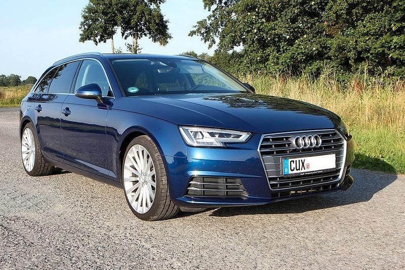 Blau Gebraucht 2016 Audi A4 Ambiente Kombi | 17.200 € (Fairer Preis) - Bild 1/4