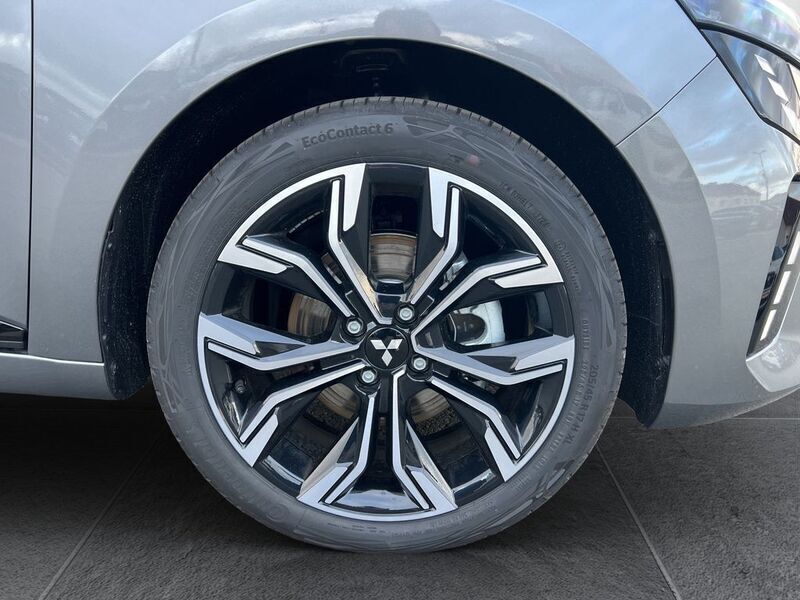 Gebraucht Mitsubishi Colt Select 94 PS (69 kW) 2024 Achatgrau Limousine