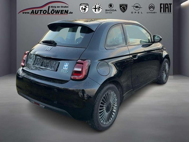 Gebraucht Fiat 500e Icon 86 kW (118 PS) 2022 Onyx schwarz Kleinwagen