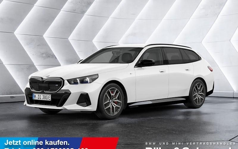 Alpinweiss iii Neu 2025 BMW i5 Performance Kombi | 116.845 € - Bild 1/4