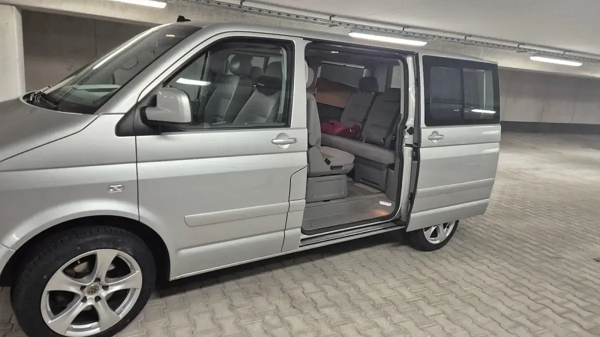 Gebraucht VW Multivan Highline 174 PS (127 kW) 2005 Silber Van / Kleinbus