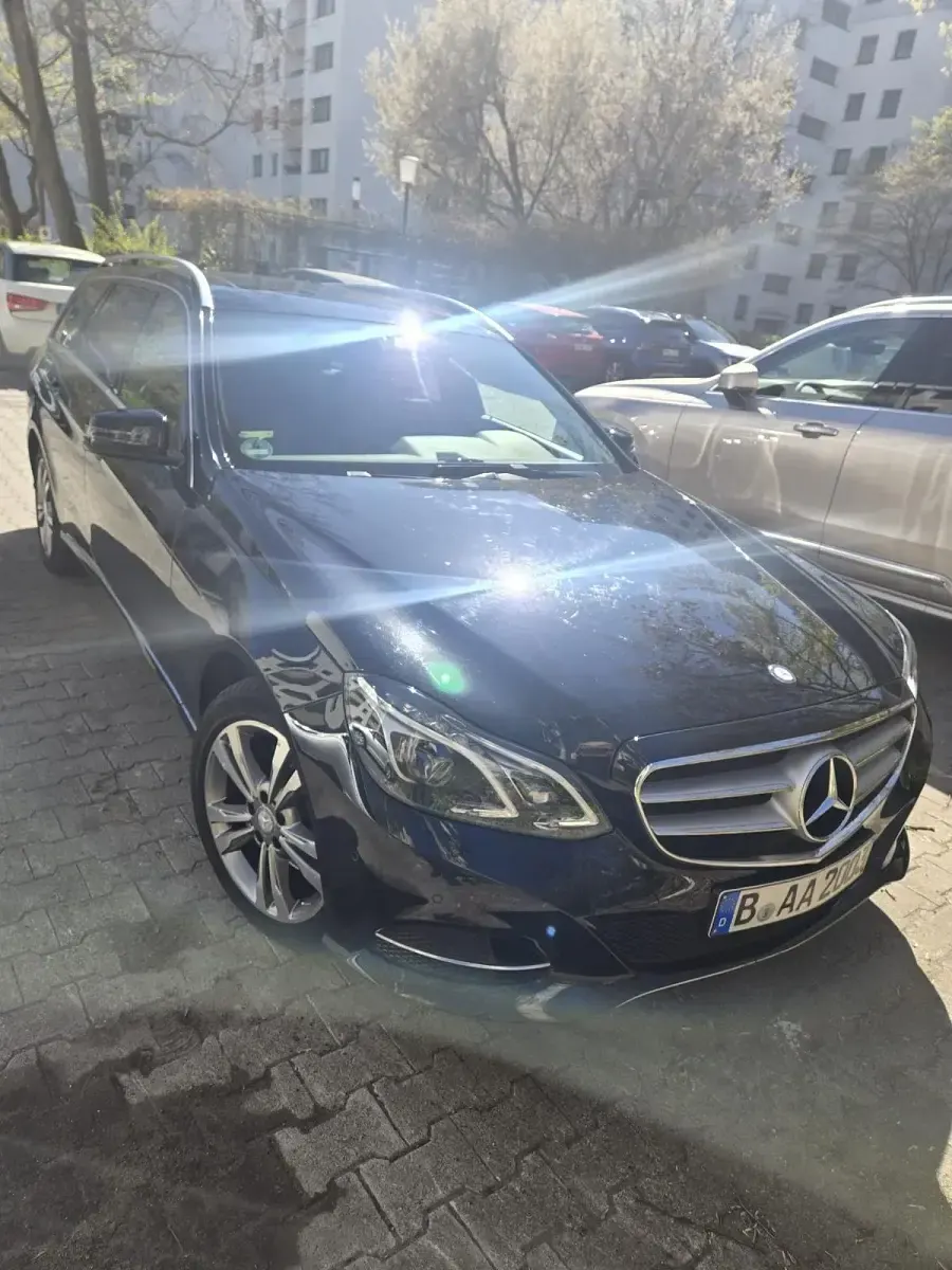 Gebraucht Mercedes E250 Avantgarde 204 PS (150 kW) 2016 Schwarz Kombi