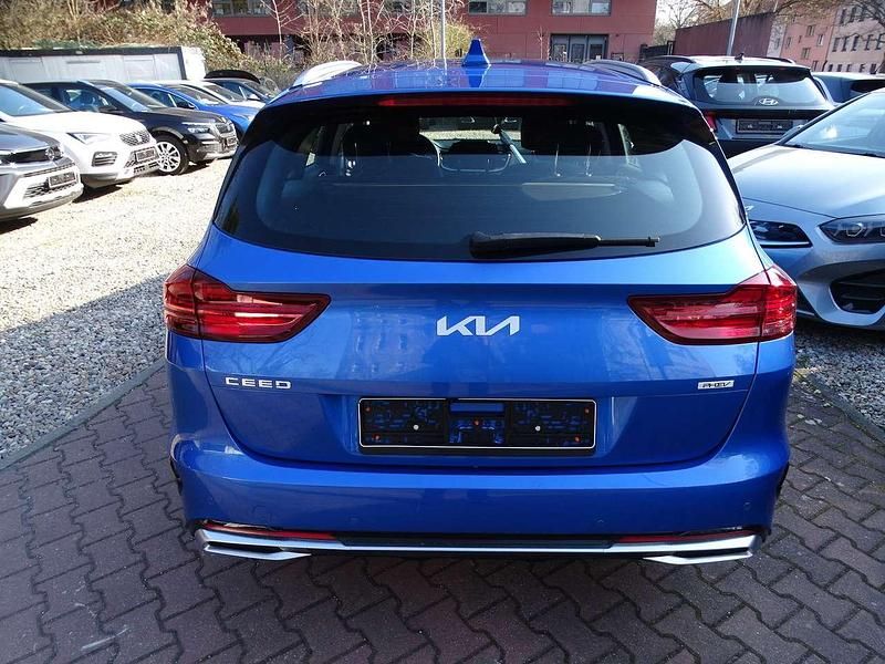Gebraucht Kia Ceed Sportswagon Vision 141 PS (103 kW) 2022 Blau Kombi