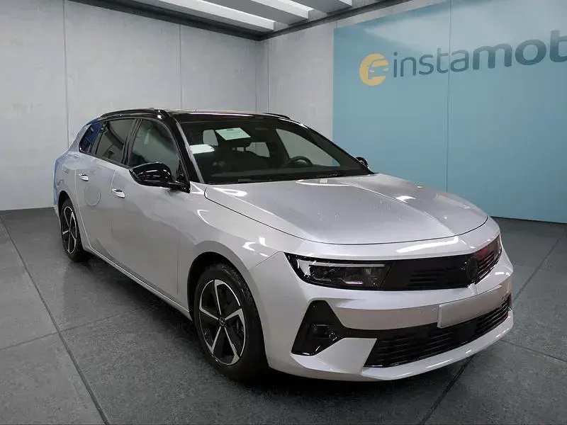 Gebraucht Opel Astra 131 PS (96 kW) 2025 Grau Kleinwagen