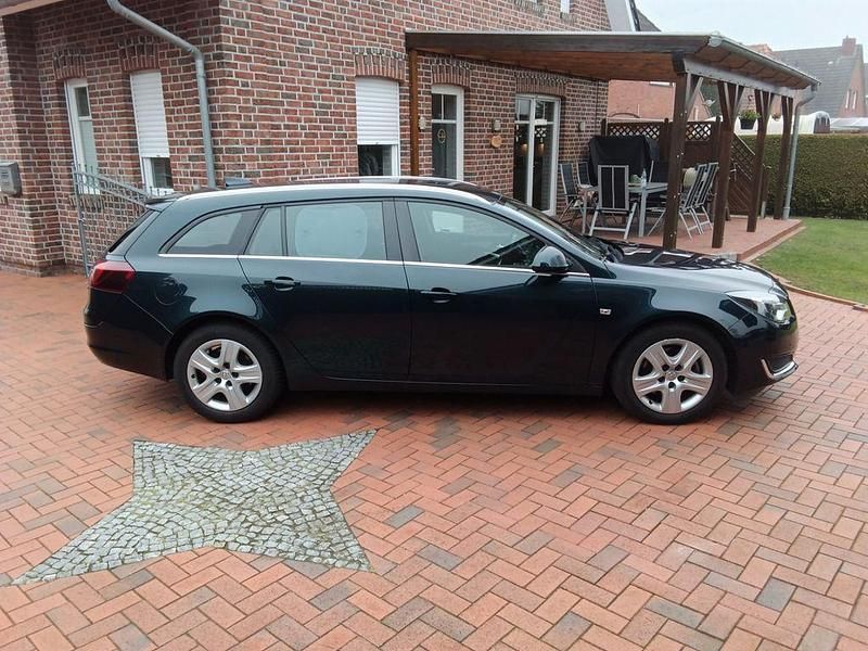 Gebraucht Opel Insignia Edition 170 PS (125 kW) 2016 Andere farben Kombi