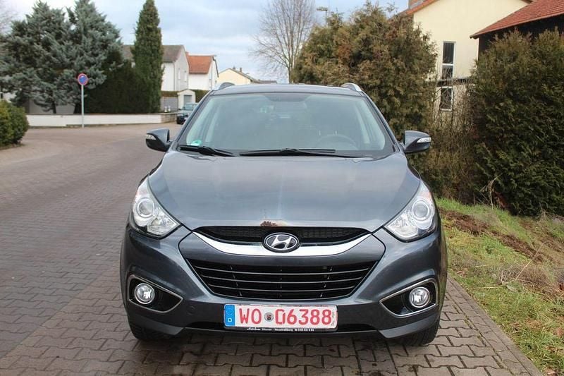 Gebraucht Hyundai ix35 Style 116 PS (85 kW) 2011 Grau SUV