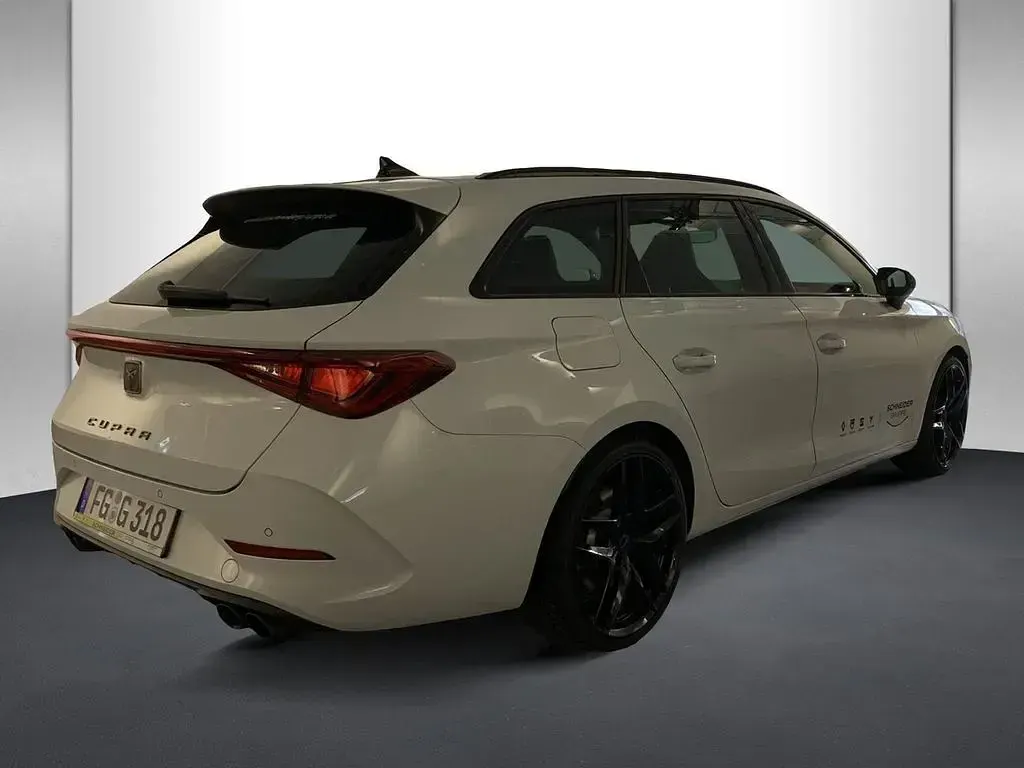 Second-hand Cupra Leon VZ 310 CP (228 kW) 2022 Alb Berlinǎ