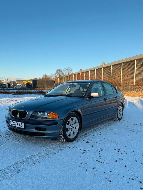 Blau Gebraucht 2000 BMW 316 Limousine | 3.500 € (Etwas zu teuer) - Bild 1/4