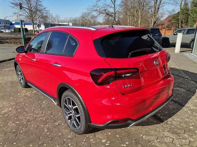 Gebraucht Fiat Tipo Red 100 PS (73 kW) 2022 Rot Kombi