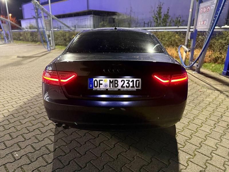 Gebraucht Audi A5 S-Line 177 PS (130 kW) 2012 Blau Coupé