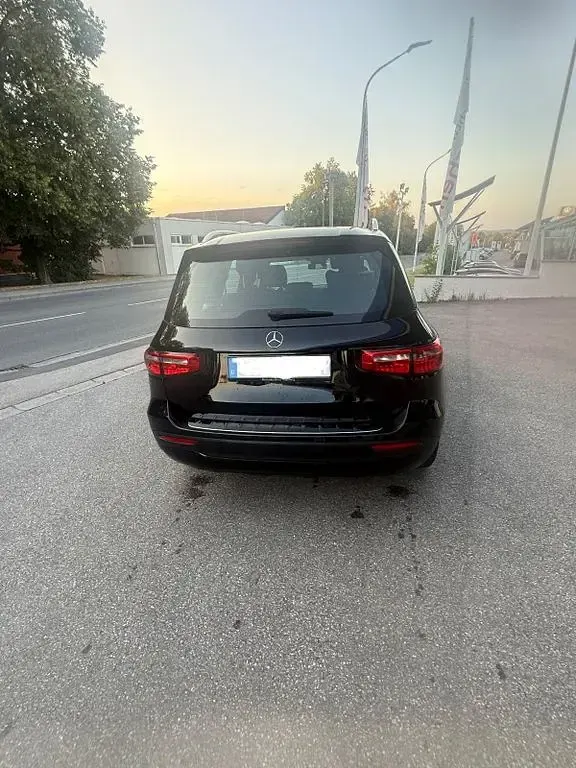 Gebraucht Mercedes GLB200 150 PS (110 kW) 2020 Schwarz SUV
