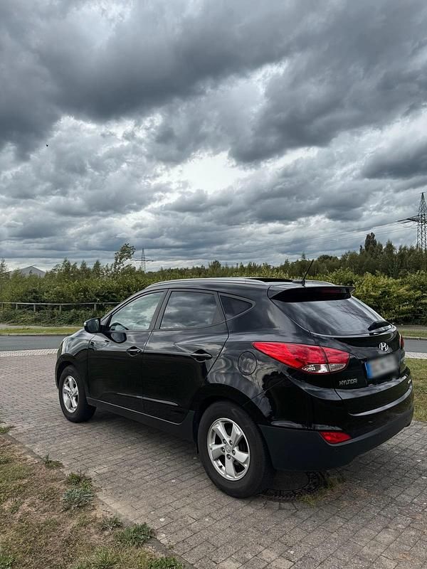 Gebraucht Hyundai ix35 163 PS (119 kW) 2012 Schwarz SUV