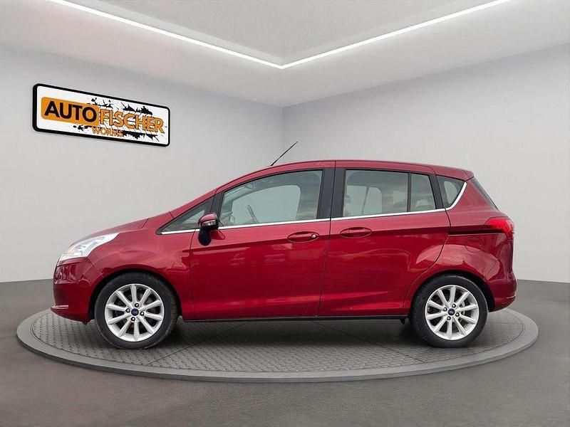 Gebraucht Ford B-MAX Titanium 105 PS (77 kW) 2016 Rubyrot (metallic) Van / Kleinbus