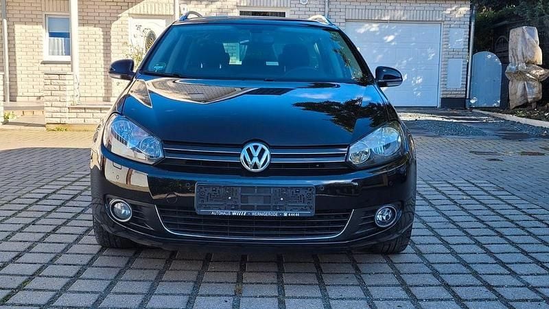 Schwarz Gebraucht 2012 VW Golf VII Style Kombi | 3.400 € (Superpreis) - Bild 1/4