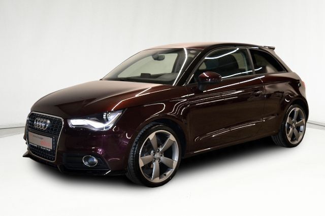 Gebraucht Audi A1 Ambition 90 PS (66 kW) 2013 Rot metallic Kleinwagen