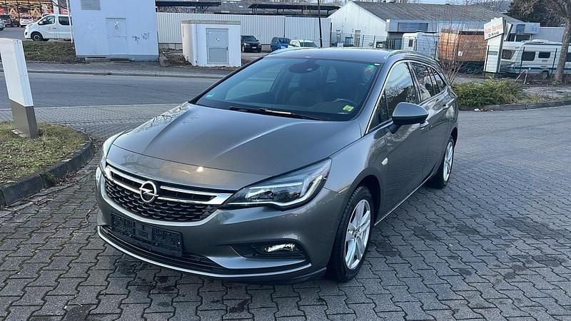 Grau Gebraucht 2019 Opel Astra Dynamic Kombi | 9.890 € (Guter Preis) - Bild 1/4