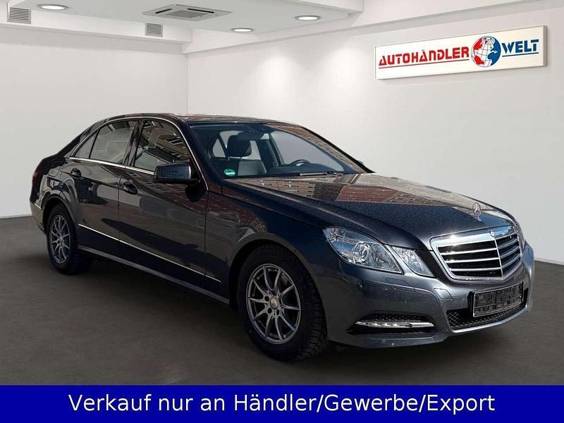 Gebraucht Mercedes E200 184 PS (135 kW) 2013 Grau Limousine