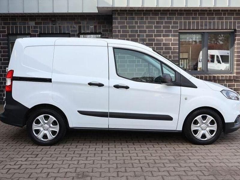 Gebraucht Ford Transit 75 PS (55 kW) 2021 Andere