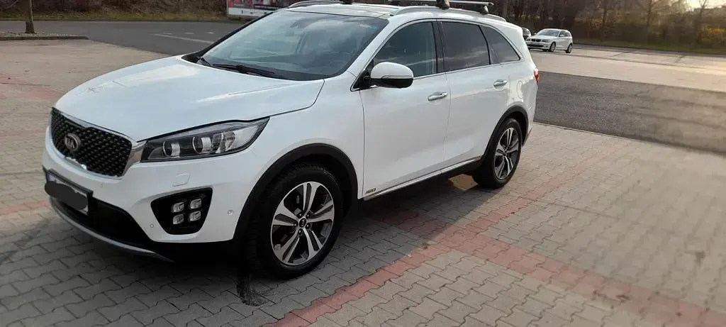 Używany Kia Sorento Edition 7 200 KM (147 kW) 2017 Biały SUV