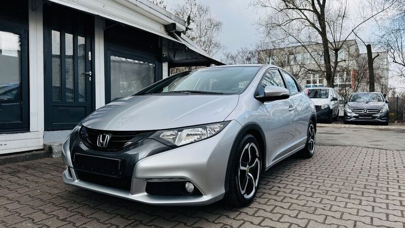 Silber Gebraucht 2012 Honda Civic Sport Limousine | 11.999 € (Fairer Preis) - Bild 1/4