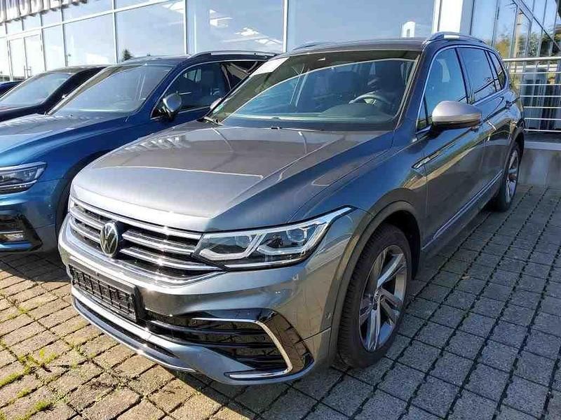 Platinum grey Gebraucht 2022 VW Tiguan Allspace R-line SUV | 37.950 € (Fairer Preis) - Bild 1/4
