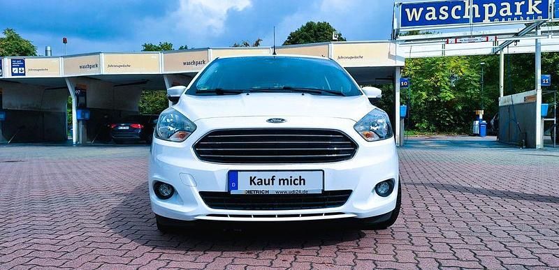 Weiß Gebraucht 2017 Ford Ka Kleinwagen | 7.300 € (Fairer Preis) - Bild 1/4