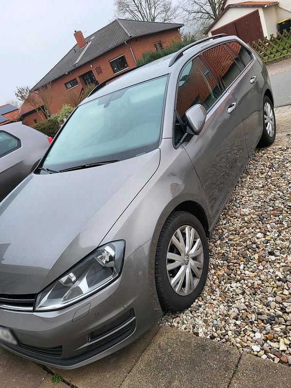 Gebraucht VW Golf VII Edition 110 PS (80 kW) 2014 Grau Kombi