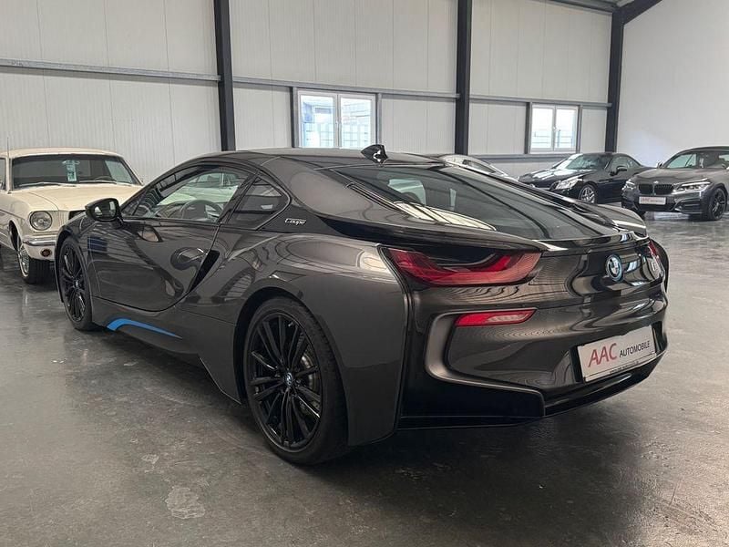 Gebraucht BMW i8 Performance 374 PS (275 kW) 2019 Grau Coupé