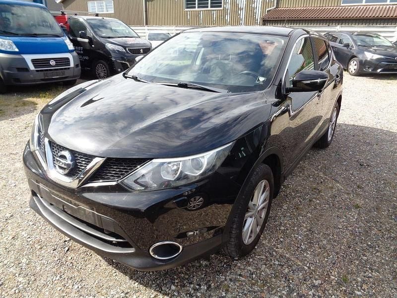 Schwarz Gebraucht 2015 Nissan Qashqai Tekna SUV | 7.800 € (Superpreis) - Bild 1/4