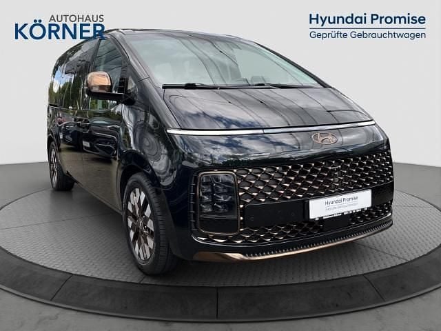 Schwarz Gebraucht 2022 Hyundai Staria Signature Van | 39.900 € - Bild 1/4