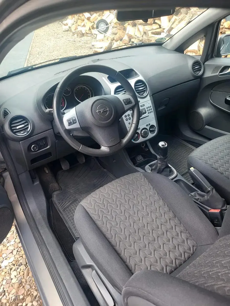 Gebraucht Opel Corsa Active 87 PS (63 kW) 2013 Kleinwagen