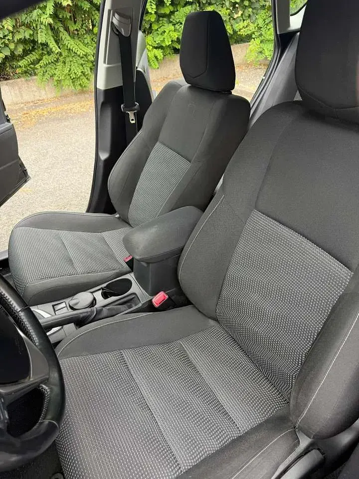 Gebraucht Toyota Auris Edition 124 PS (91 kW) 2014 Limousine