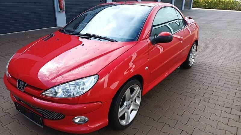 Rot Gebraucht 2006 Peugeot 206 CC RC Cabrio | 1.850 € (Fairer Preis) - Bild 1/4