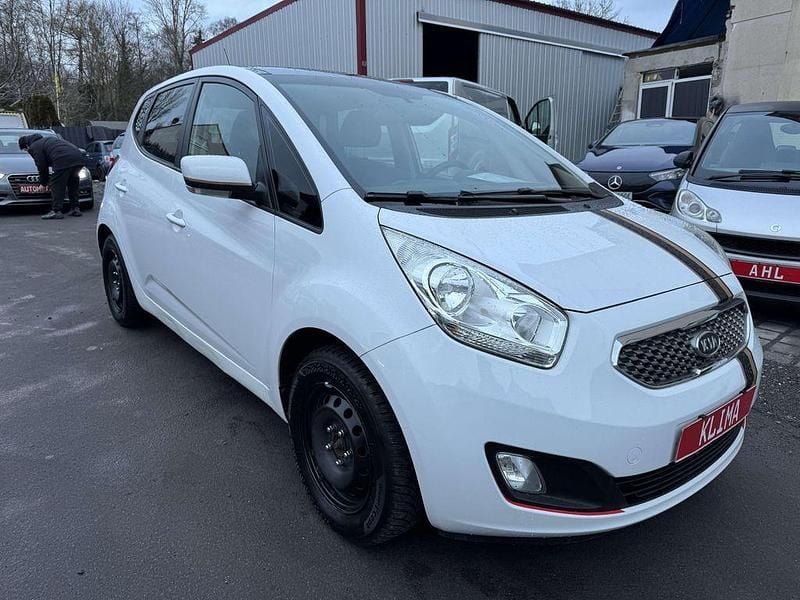 Weiß Gebraucht 2011 Kia Venga Kleinwagen | 4.999 € (Fairer Preis) - Bild 1/4