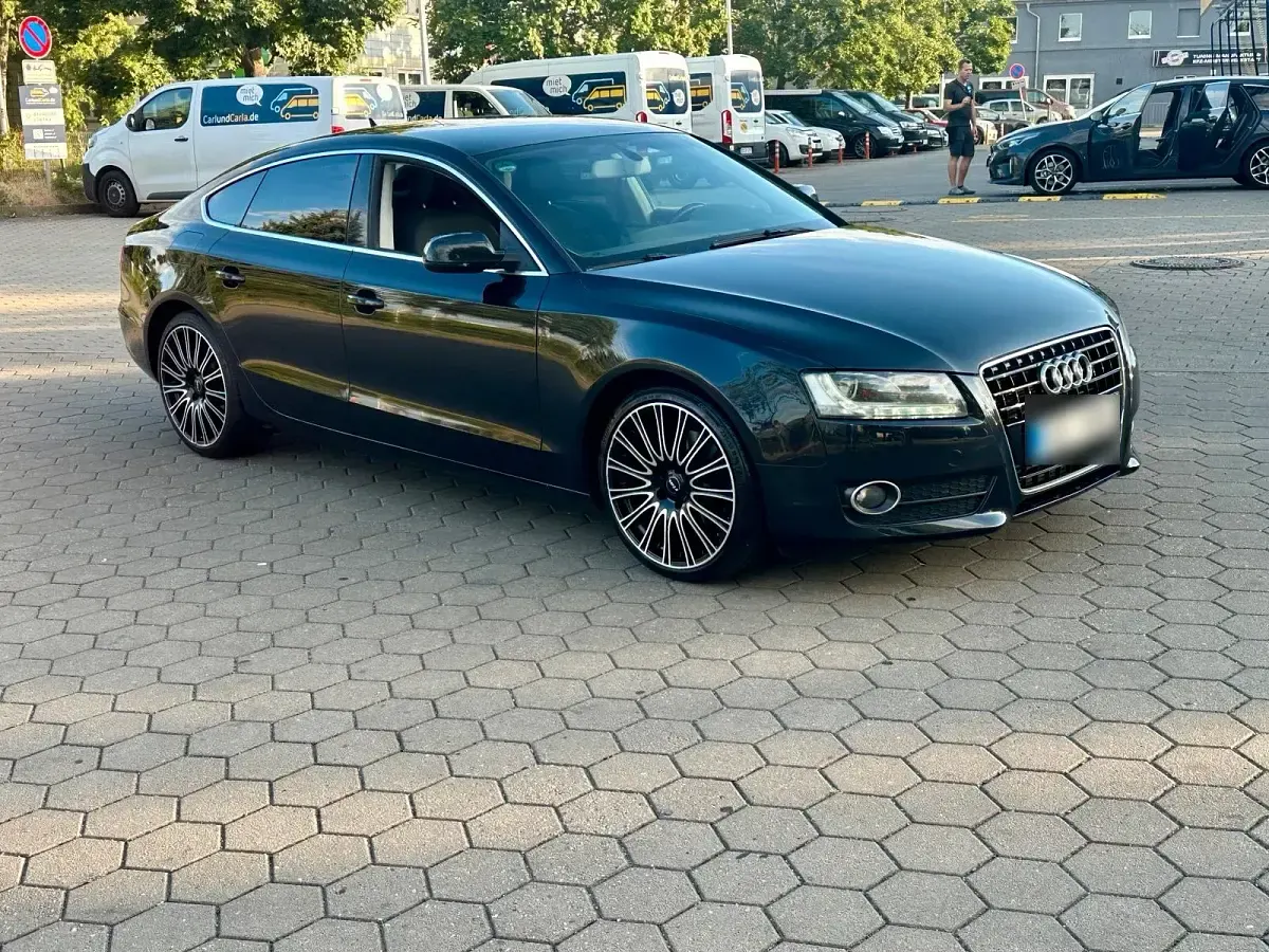 Gebraucht Audi A5 Sportback 178 PS (130 kW) 2011 Schwarz Kleinwagen
