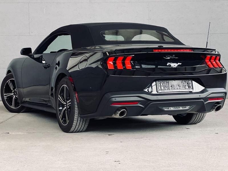 Gebraucht Ford Mustang Premium 317 PS (233 kW) 2024 Schwarz Cabrio