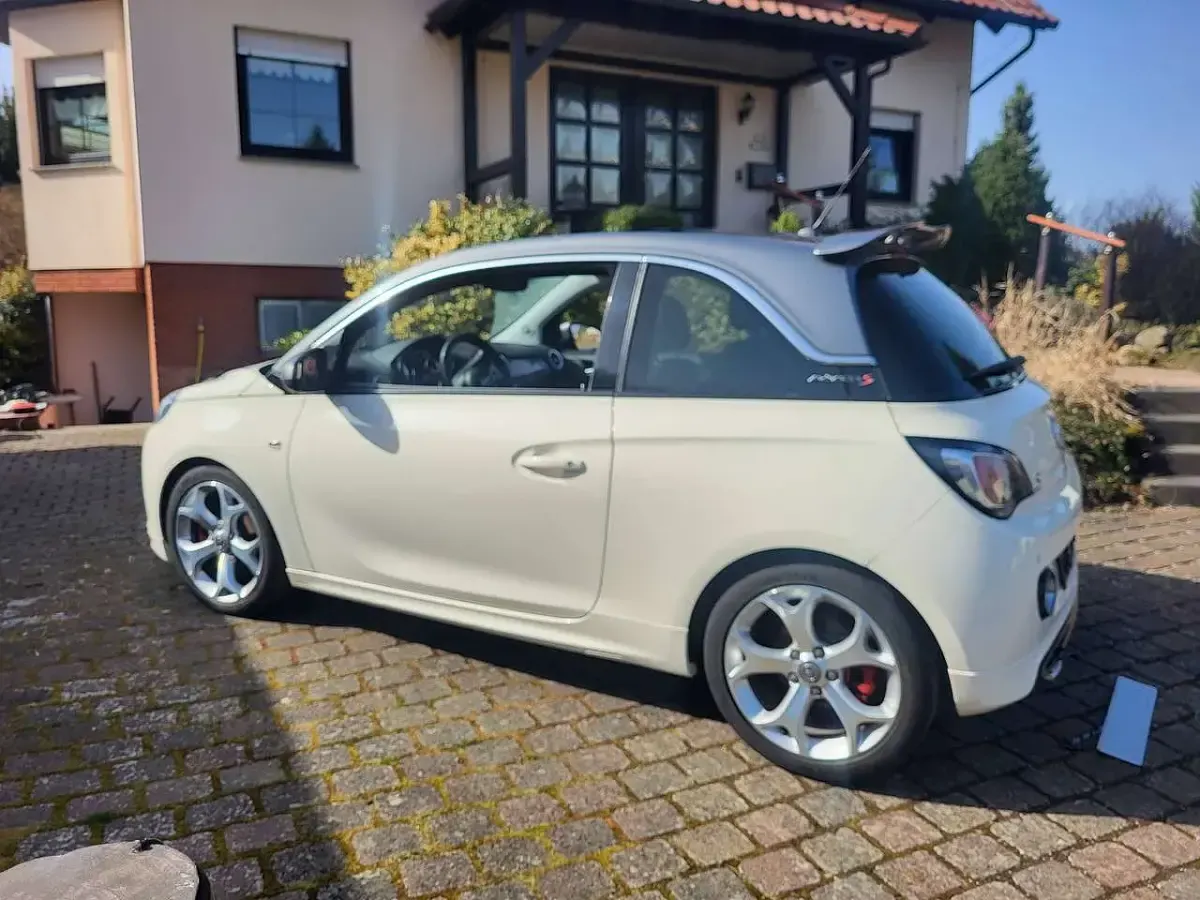 Gebraucht Opel Adam OPC 150 PS (110 kW) 2015 Beige Kleinwagen