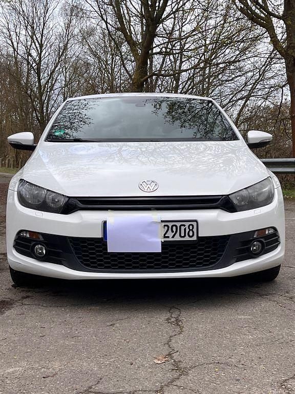 Gebraucht VW Scirocco 140 PS (102 kW) 2012 Weiß Coupé